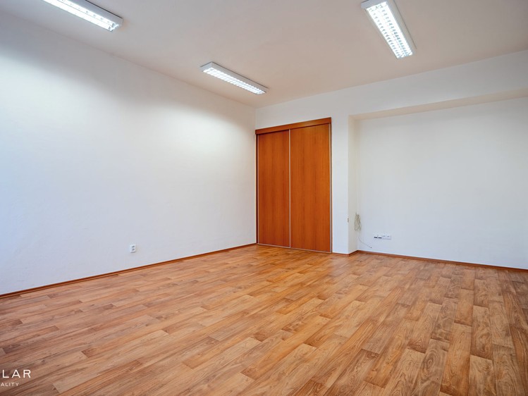 Комерційне приміщення в оренду, 328 м² (4 з 12)