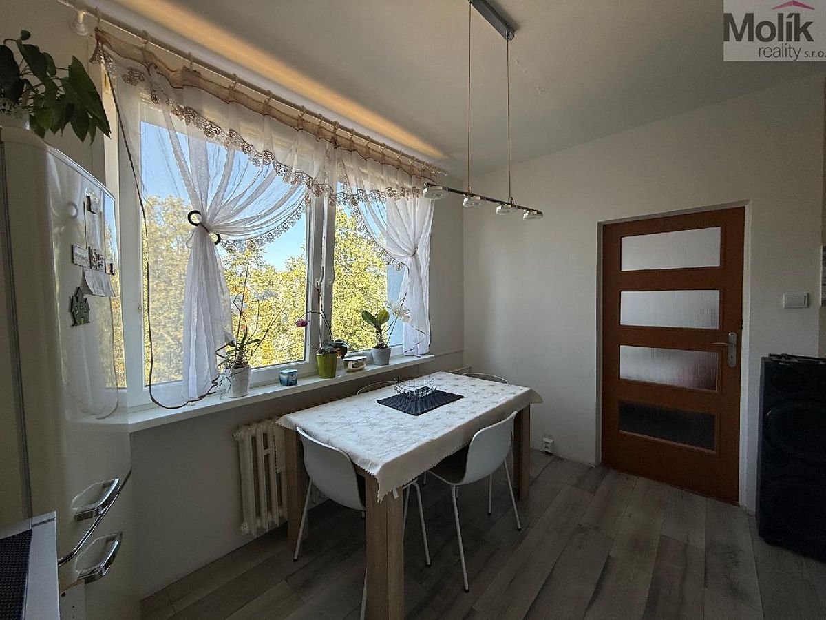 Pronájem bytu 2+1 65 m² – fotografie 4