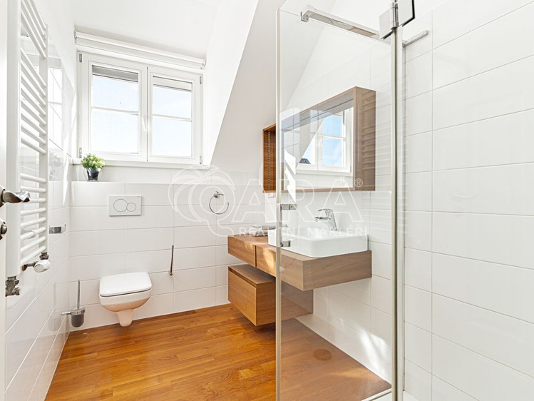 Haus zum Kauf, 222 m² (12 von 28)