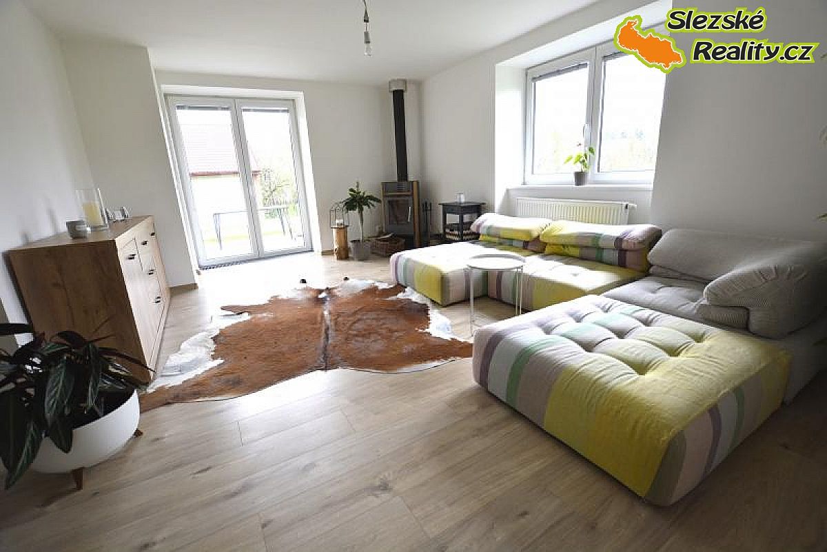 Pronájem bytu 3+kk 74 m²