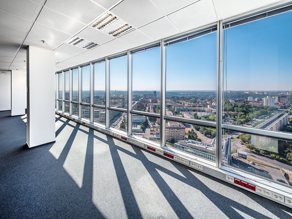 Pronájem kanceláře 173 m², Praha – fotka 1 z 3