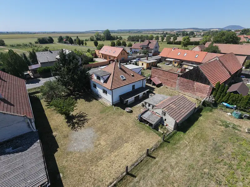 Prodej rodinného domu 164 m², pozemek 1079 m², Cítov – náhled fotky 3
