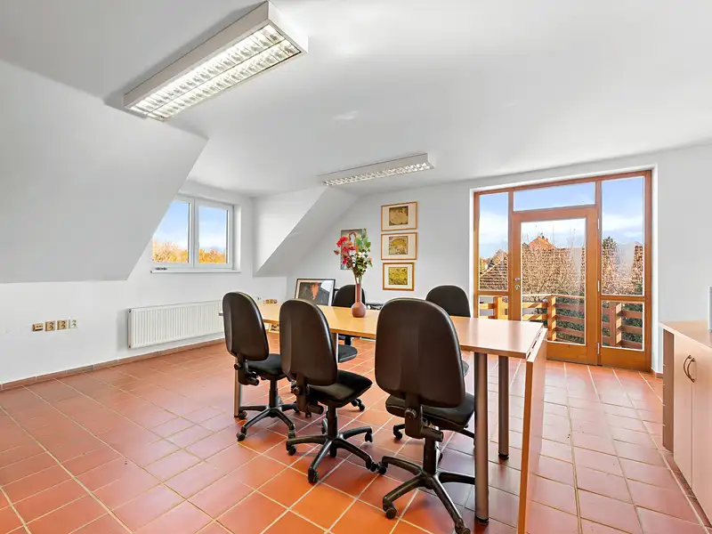 Pronájem kanceláře 63 m², Ponětovice – náhled fotky 3