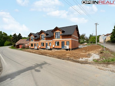 Будинок на продаж, 104 м² (2 з 12)