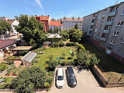 Pronájem garážového stání 15 m²