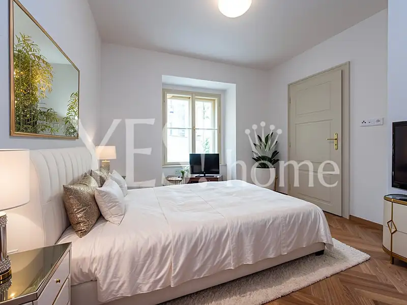 Pronájem bytu 2+kk 38 m², Praha – náhled fotky 2