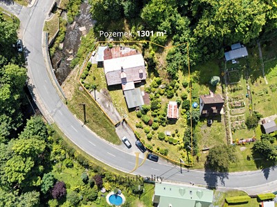Prodej  stavebního pozemku 1 301 m²
