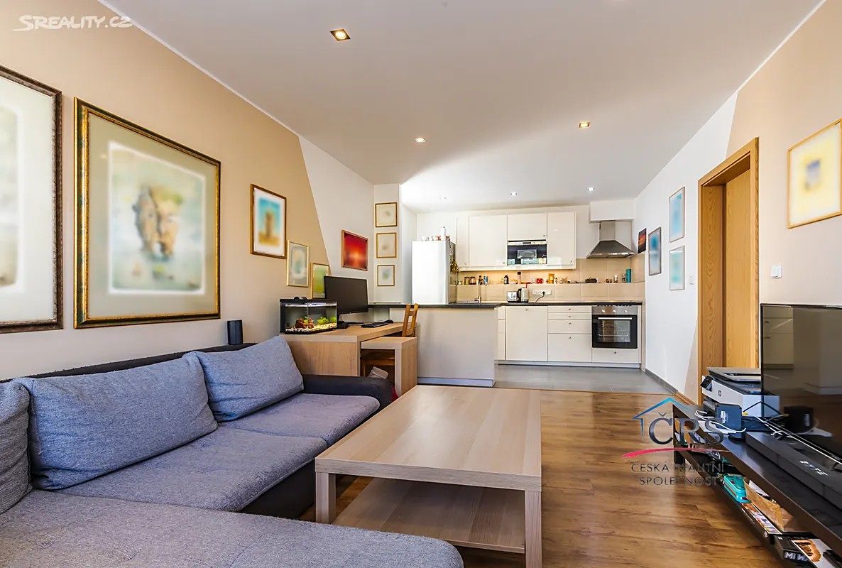 Pronájem bytu 3+kk 62 m²