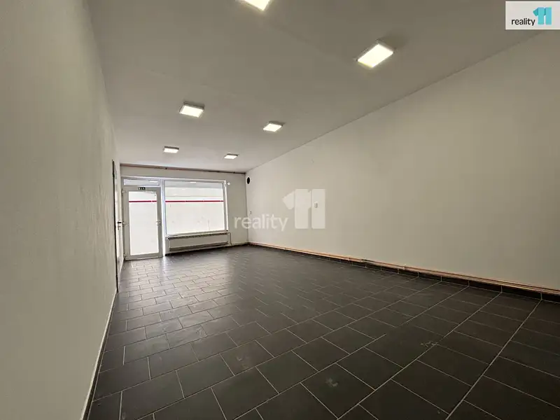 Pronájem obchodního prostoru 144 m², Česká Lípa – náhled fotky 2