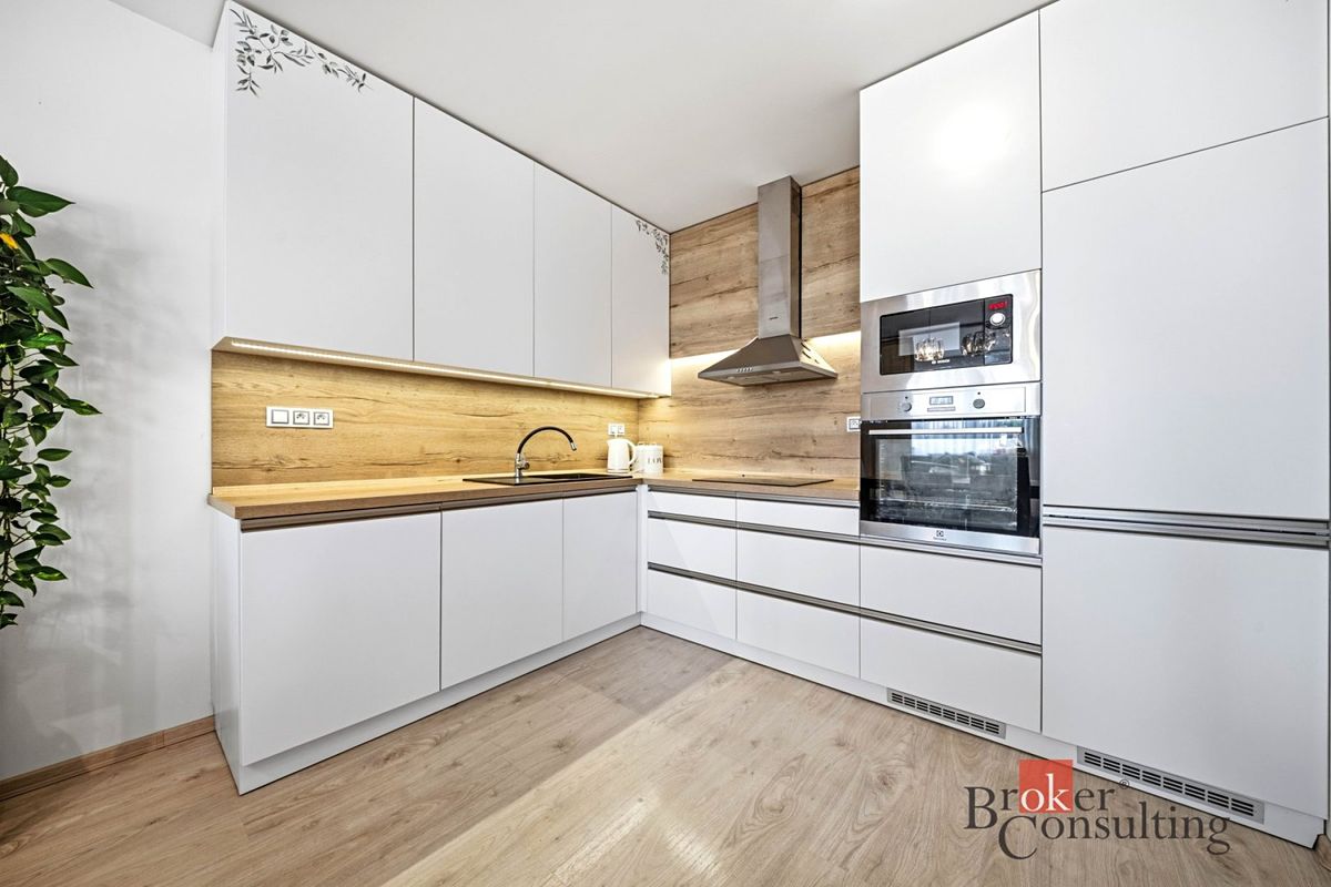 Prodej bytu 4+kk 100 m² – fotografie 5