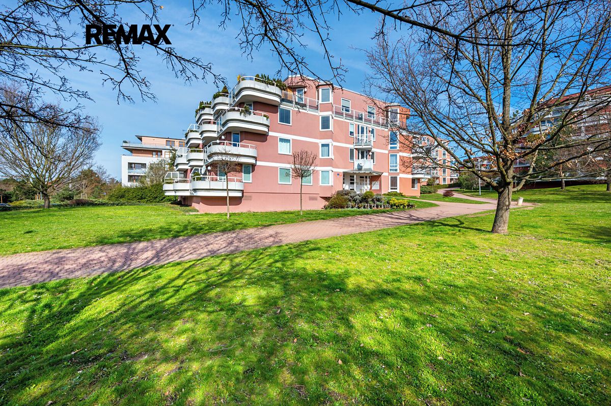 Pronájem bytu 2+1 57 m² – fotografie 4