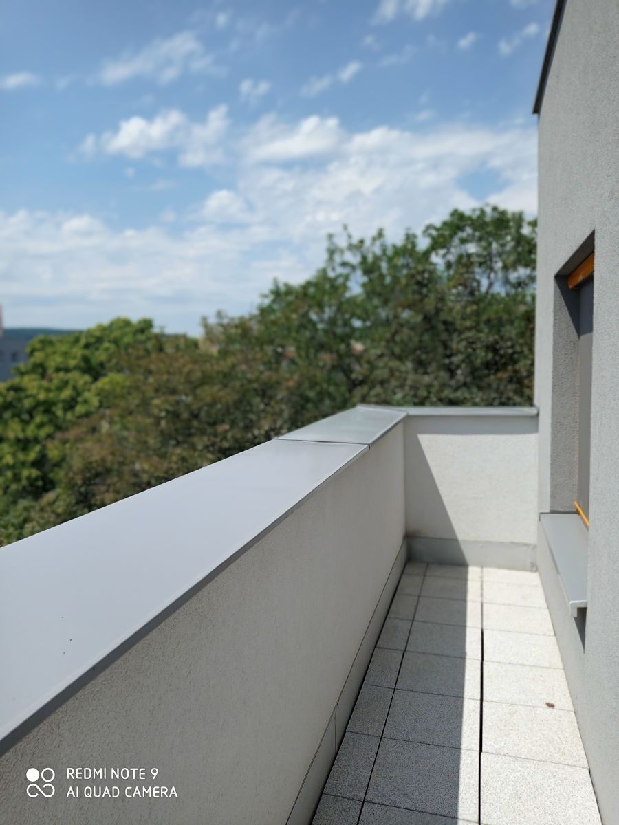 Pronájem bytu 2+kk 53 m² – fotografie 4