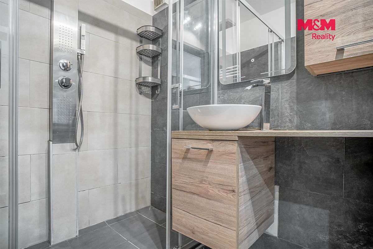 Pronájem bytu 3+1 70 m² – fotografie 2