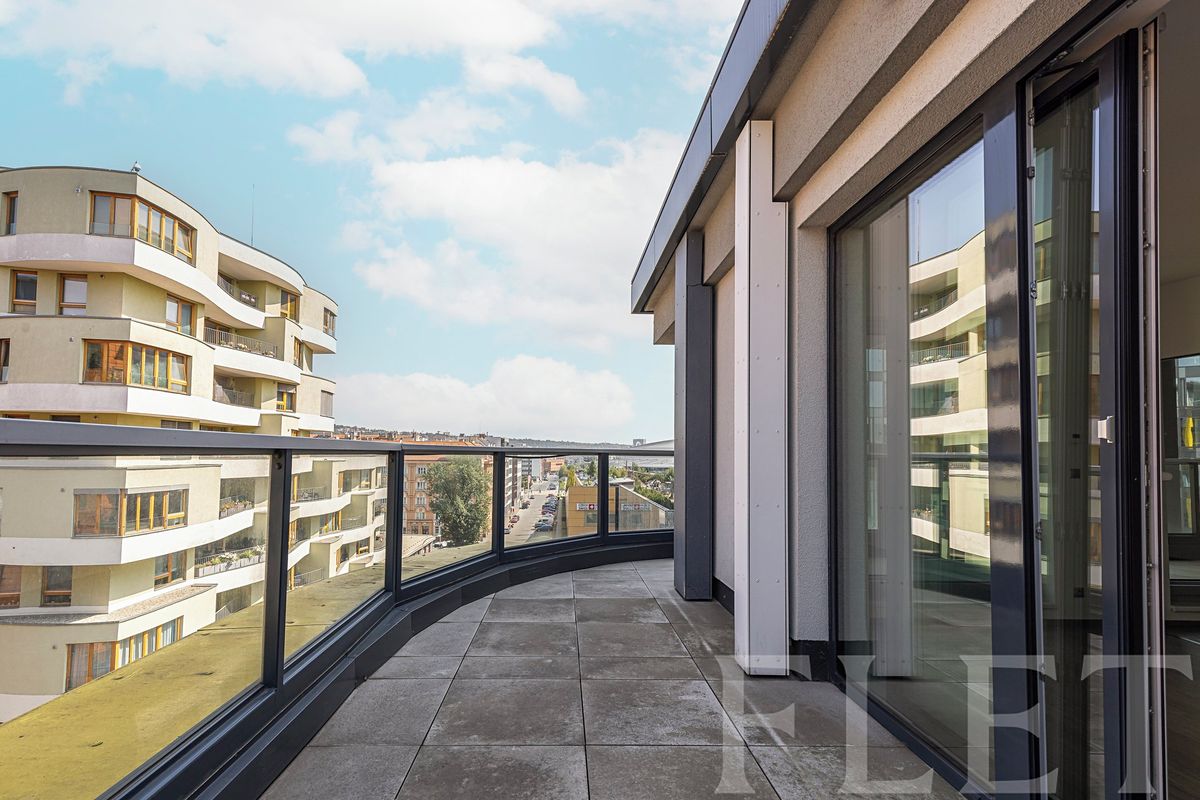 Pronájem bytu 2+kk 52 m²