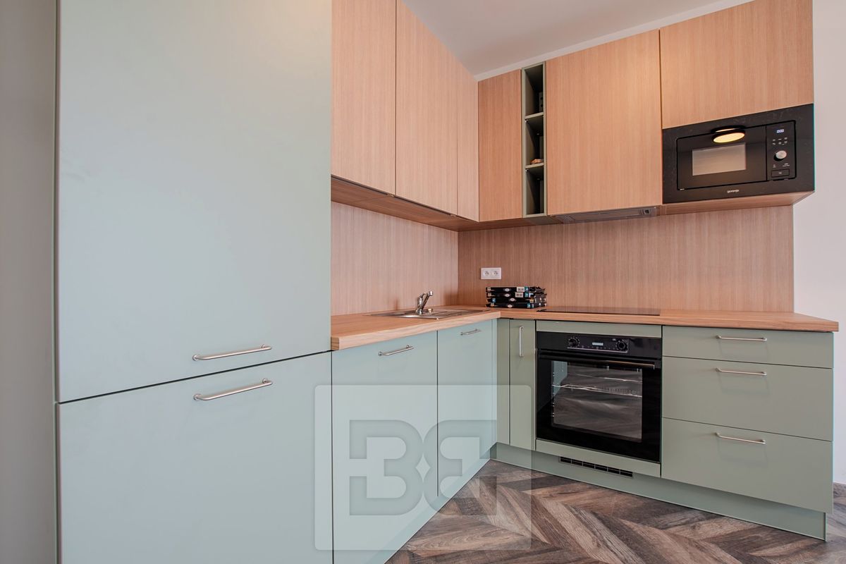 Pronájem bytu 2+kk 56 m²