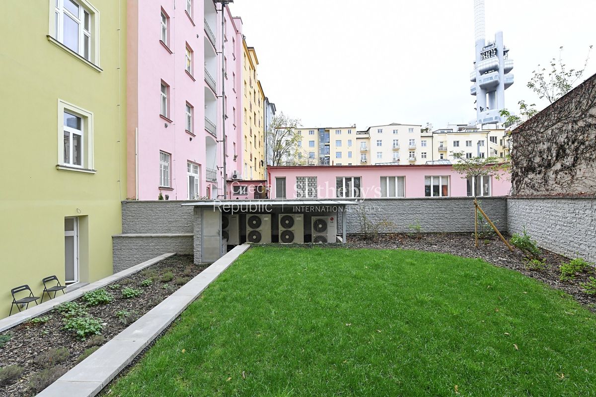 Pronájem bytu 2+kk 50 m² – fotografie 2