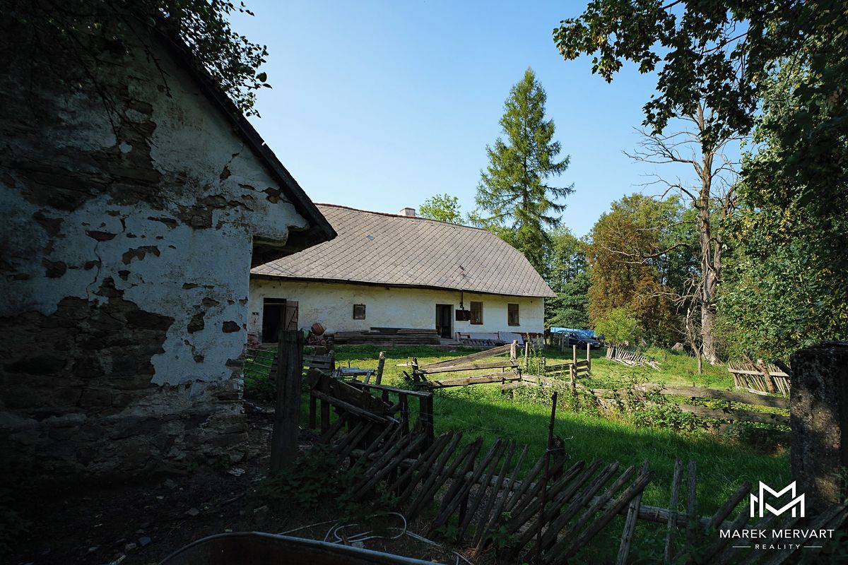 Prodej zemědělské usedlosti 370 m², pozemek 1852 m² – fotografie 4