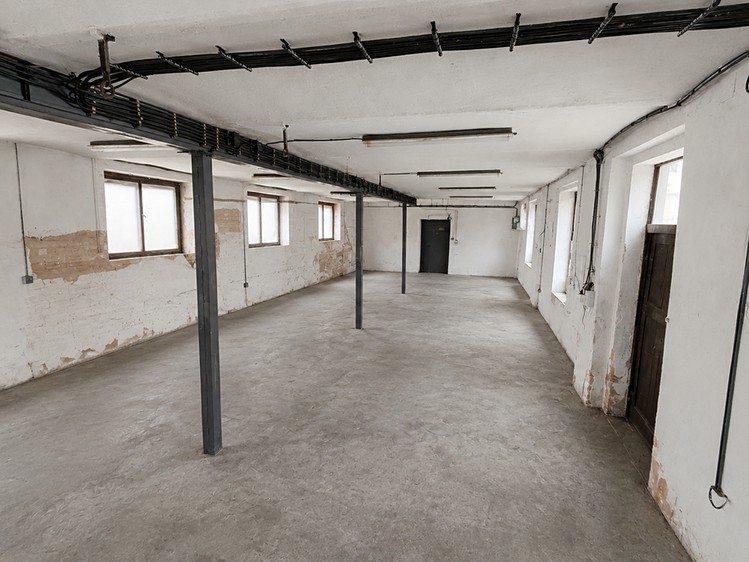 Prodej komerčního prostoru, 260 m² (19 z 20)