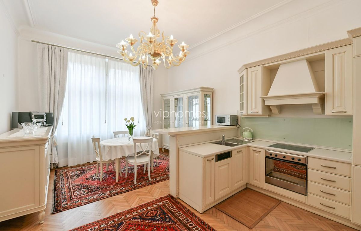 Pronájem bytu 2+kk 69 m²