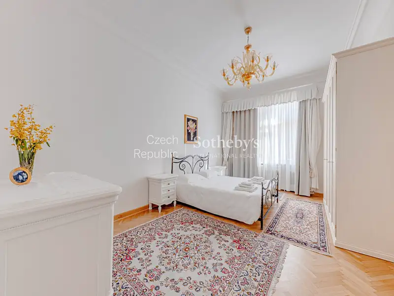 Pronájem bytu 3+kk 120 m², Praha – náhled fotky 3