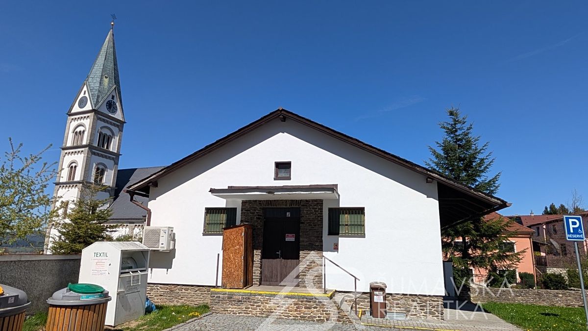 Prodej obchodního prostoru 330 m² – fotografie 5