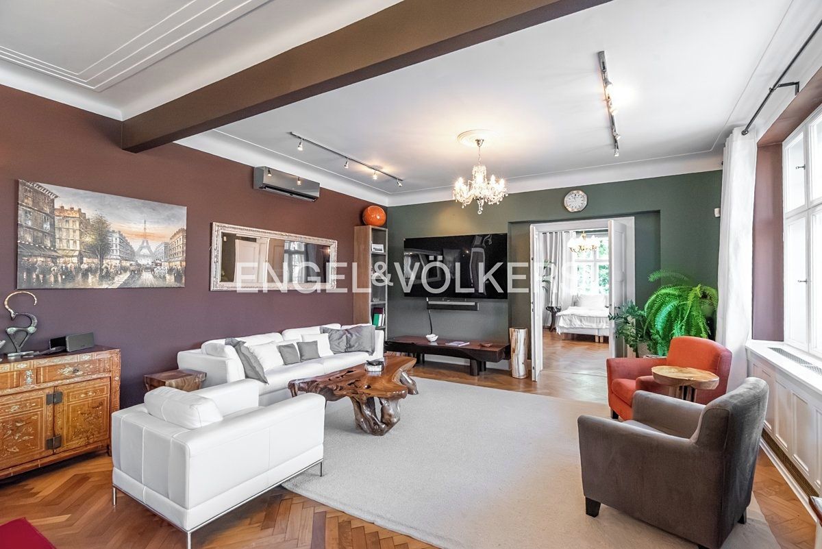Pronájem bytu 4+kk 187 m²