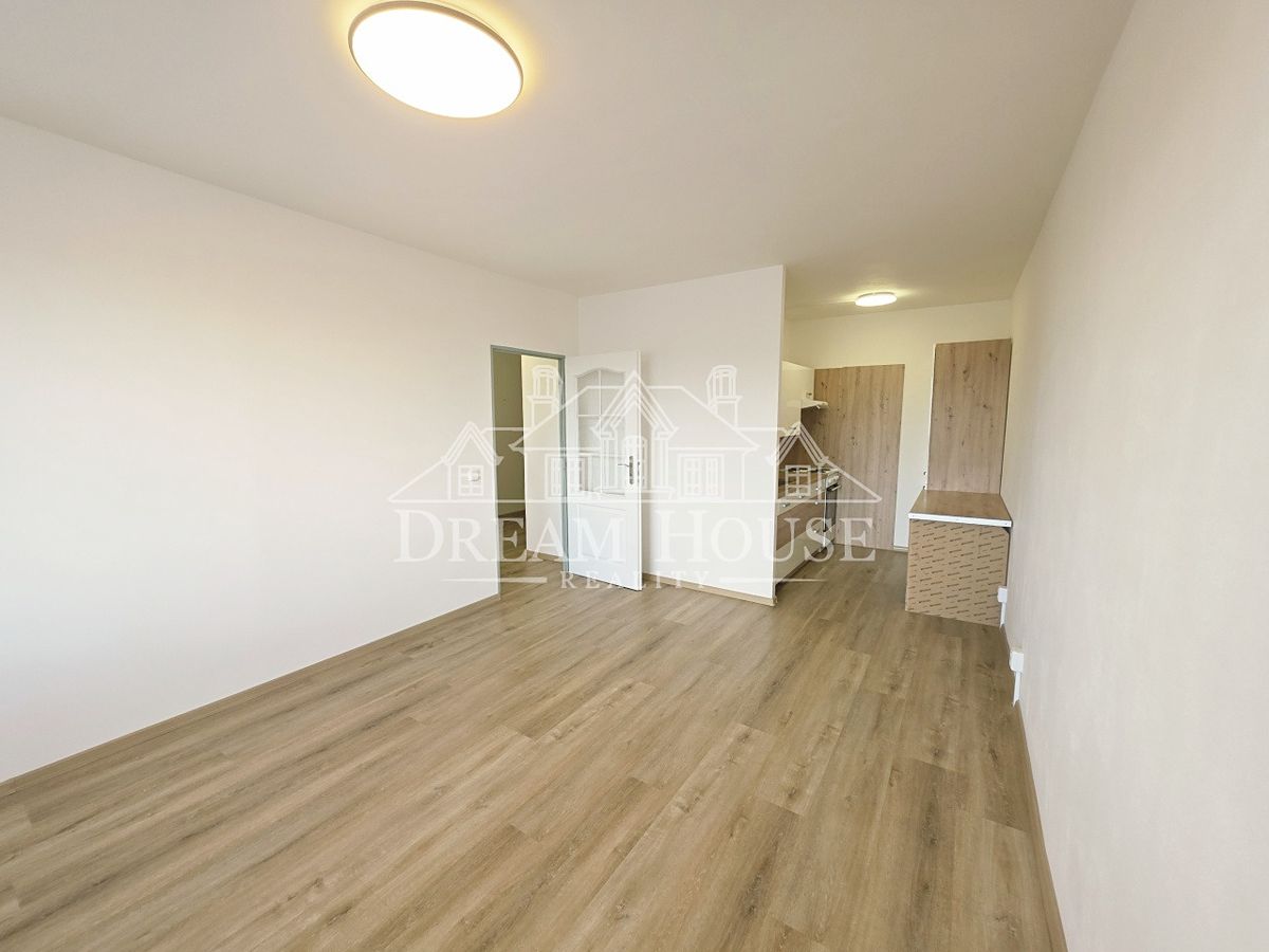 Pronájem bytu 2+kk 45 m²