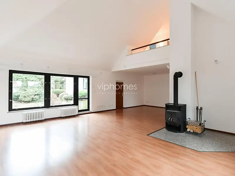 Pronájem kanceláře 417 m², Praha – náhled fotky 1