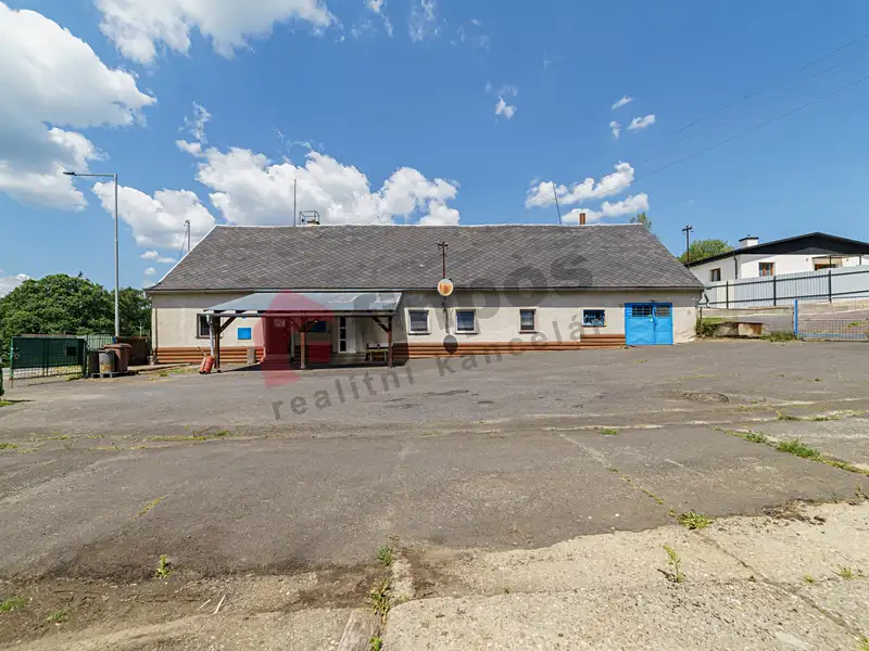 Prodej rodinného domu 278 m², pozemek 6879 m², Světlá Hora – náhled fotky 1