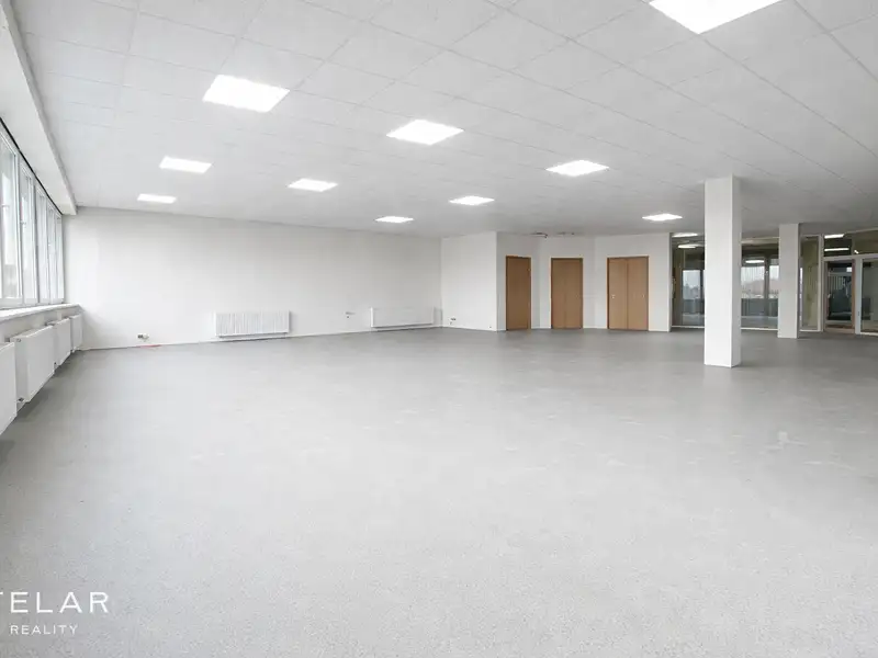 Pronájem obchodního prostoru 167 m², Hlučín – náhled fotky 3