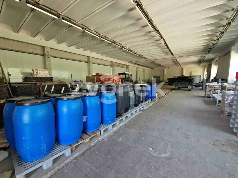 Pronájem skladového prostoru 1000 m², Kunovice – náhled fotky 2