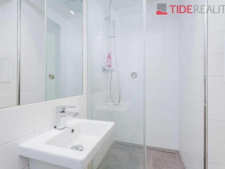 Квартира 6+ на продаж, 196 м² (14 з 20)