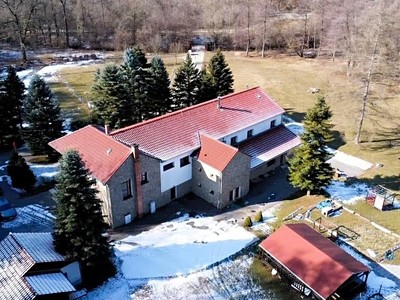 Prodej komerční nemovitosti 667 m²