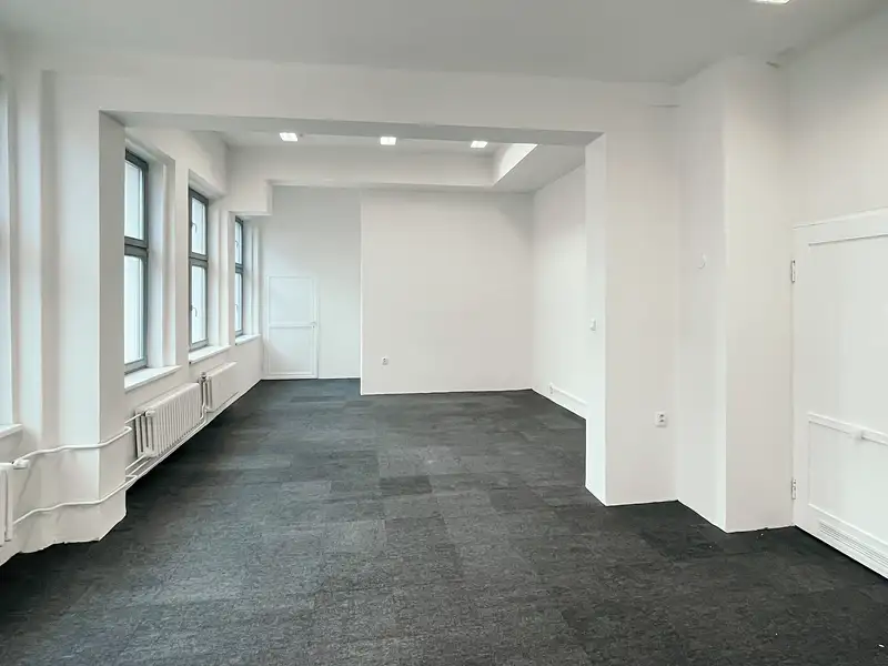 Pronájem kanceláře 44 m², Mělník – náhled fotky 2