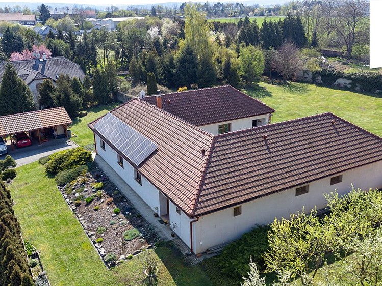 Haus zum Kauf, 236 m² (2 von 30)