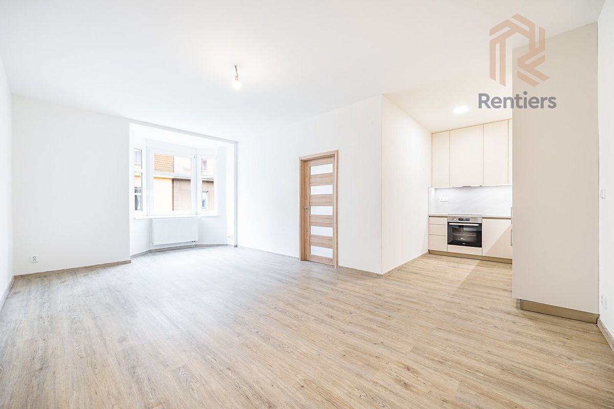 Pronájem bytu 4+kk 120 m²