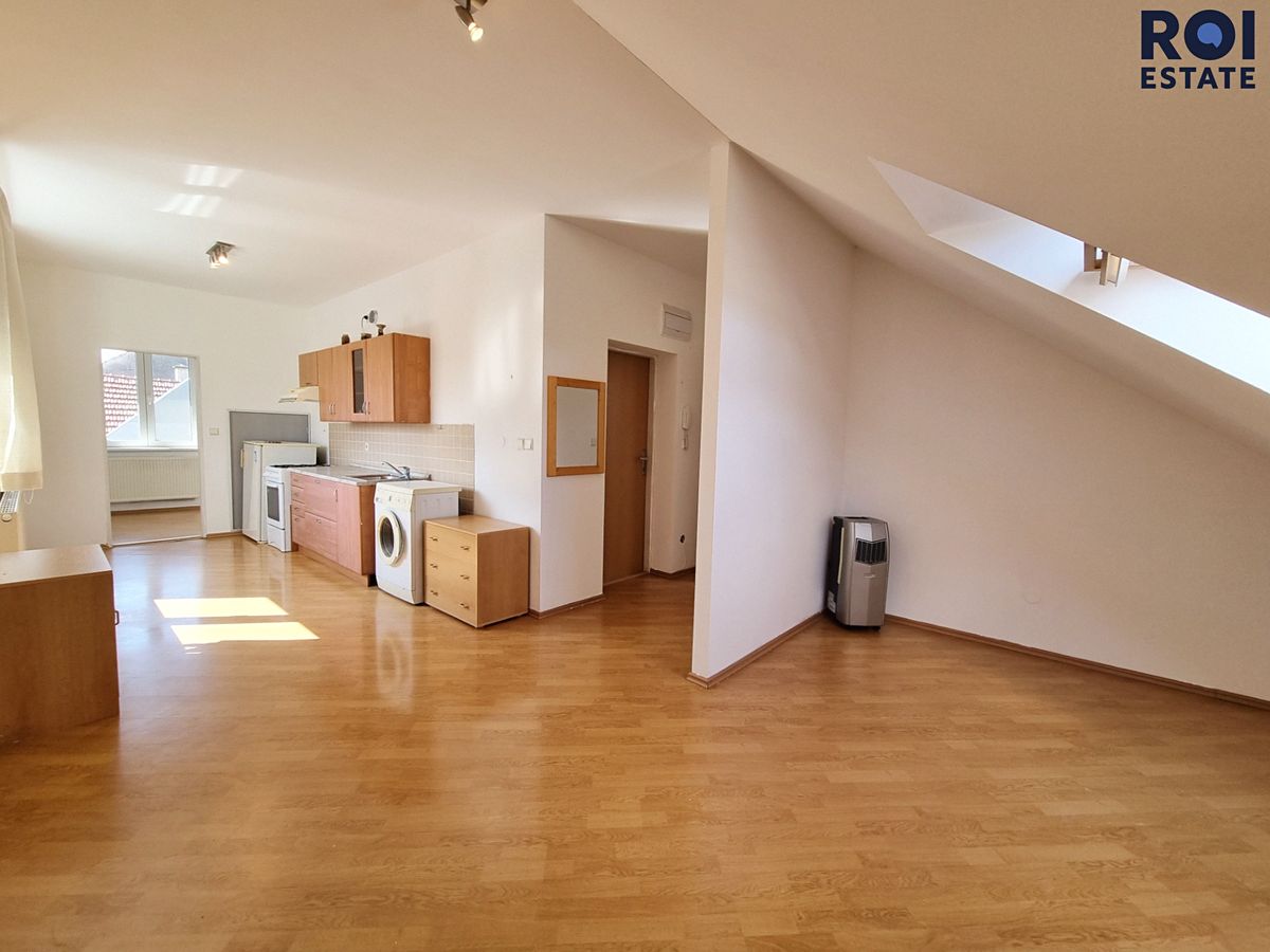 Pronájem bytu 2+kk 46 m²