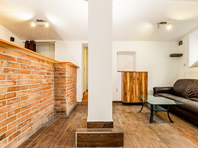 Prodej obchodního prostoru 66 m²