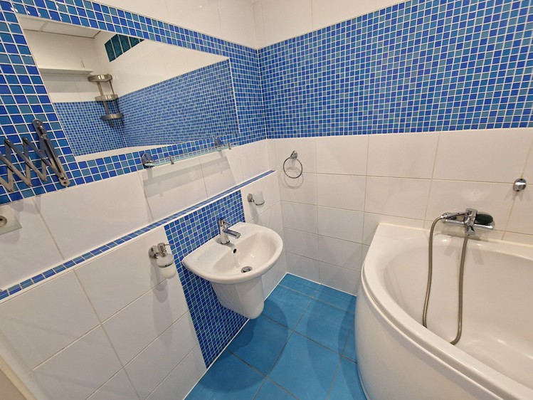 Pronájem bytu 2+1, 55 m² (6 z 14)