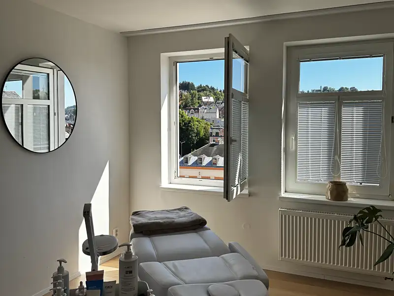 Prodej činžovního domu 730 m², Jablonec nad Nisou – náhled fotky 3
