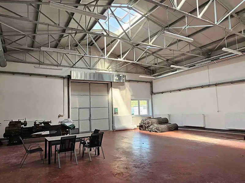Pronájem výrobní haly, prostoru 420 m², Nové Město nad Metují – náhled fotky 2