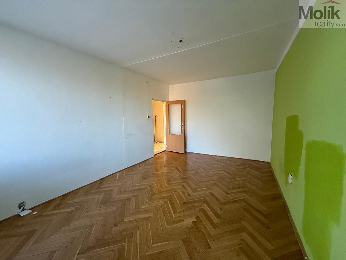 Pronájem bytu 2+1 62 m² – fotografie 4