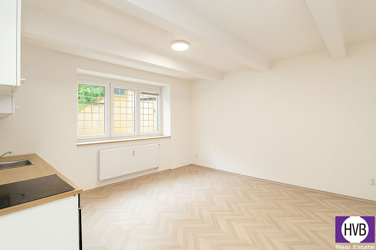 Pronájem bytu 2+kk 62 m²