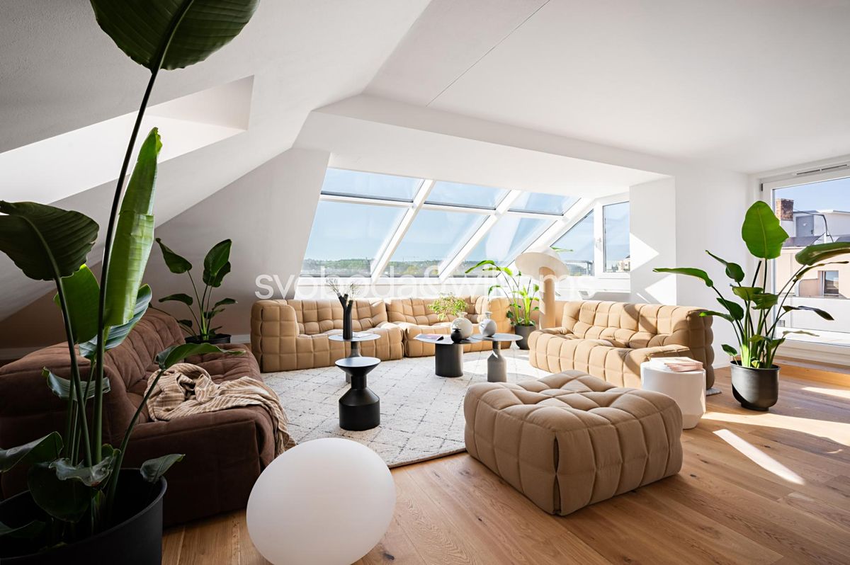Prodej bytu 6 pokojů a více 205 m² – fotografie 4