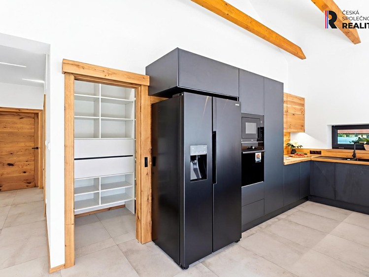 Будинок на продаж, 200 м² (5 з 40)