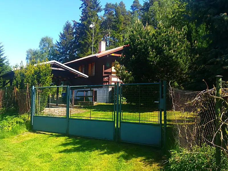 Pronájem chaty 25 m², pozemek 923 m², Postupice – náhled fotky 1