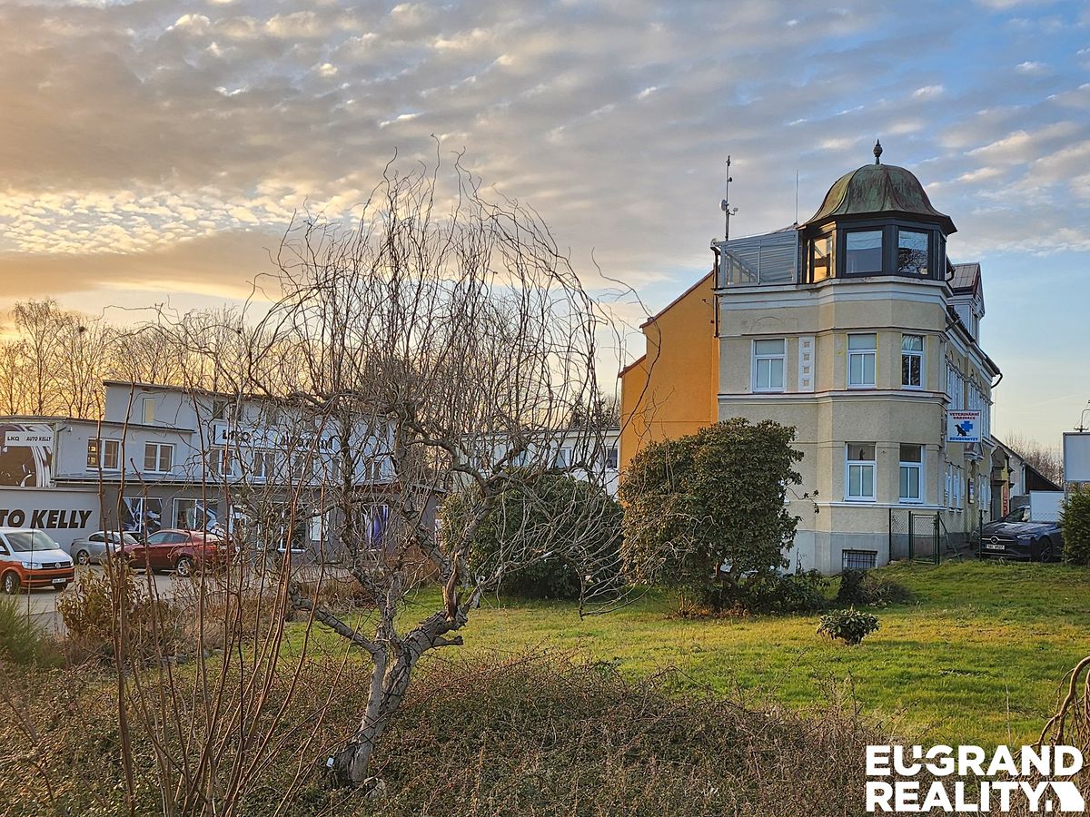 Prodej činžovního domu 2100 m² – fotografie 2