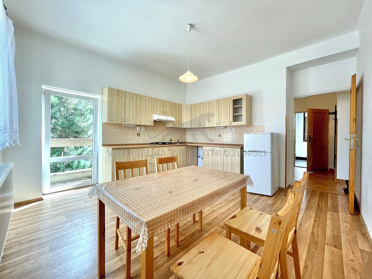 Pronájem bytu pokoje 9 m²