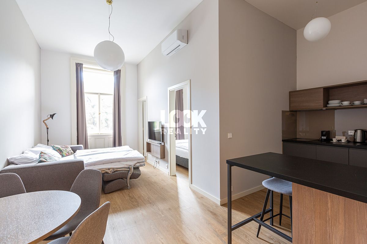 Pronájem bytu 2+kk 37 m²