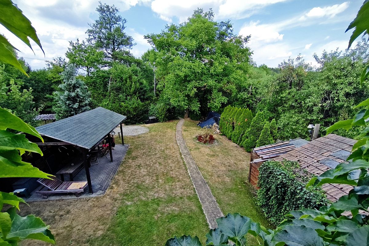 Prodej rodinného domu 140 m², pozemek 2634 m² – fotografie 2